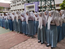 Pasca-kecelakaan Bus Rombongan Guru, Siswa SMAN 1 Kedungwaru Gelar Doa Bersama