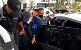 3 Hakim PN Surabaya Ditangkap Penyidik Kejagung, Dugaan Suap Kasus Ronald Tannur