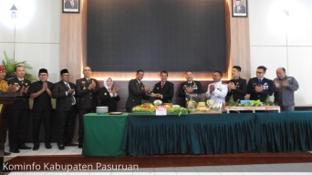 Hadiri Peringatan HUT TNI ke-79, Pj Bupati Pasuruan Sampaikan Pesan Ini