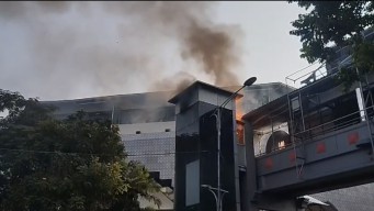 Lift JPO Jalan Pemuda Surabaya Sengaja Dibakar, Imbalannya Rokok