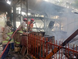 Kafe di Lamongan Terbakar, Kerugian Capai Rp150 Juta