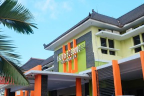 Diduga Keracunan Nasi Kotak Hajatan, Warga Trenggalek Meninggal Dunia