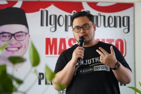Mas Dhito Janjikan 30 Ribu Lapangan Kerja di Kabupaten Kediri