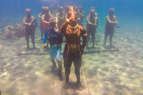 Majapahit's Warrior Underwater Ikon Wisata Baru di Banyuwangi