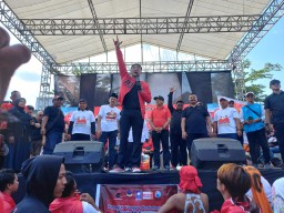 Plt Ketua DPC PDIP Tulungagung Tuding Paslon Lain Dabrus