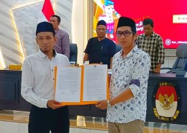 PAW PPK, Ketua KPU Sidoarjo Lantik Anggota Baru Wilayah Candi