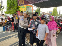 Drag Bike dan Road Race Pecinta Otomotif Ponorogo disertai Pemberian Santunan