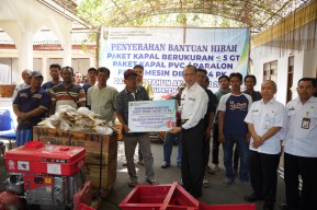20 Unit Kapal Diserahkan DK2P Tuban untuk 9 Kelompok Usaha Bersama Nelayan