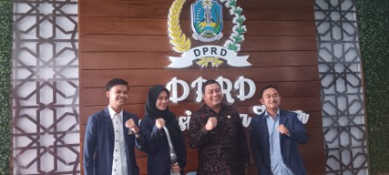 Baru Dilantik jadi Anggota DPRD Jatim, Puguh Terina Aspirasi Mahasiswa