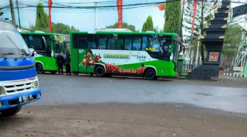 Bus Trans Jatim Rute Bangkalan Kembali Diteror, Pemprov Tempuh Jalur Hukum