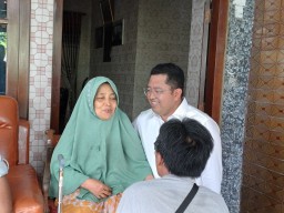 Cawagub Lukman Pulang ke Lamongan, Minta Restu Ibu dan Ziarah Makam Ayah