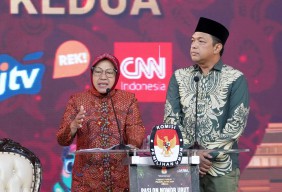 Debat Pilkada Jatim: Risma Sebut Mayoritas Nelayan Miskin, Perlu Insentif Tambahan