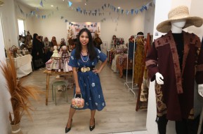 Melihat Desain Baru Batik Shibori di Kayoon Craft Market Surabaya