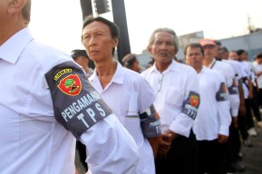Nakes dan Linmas Disiagkan di Seluruh TPS pada Pilkada Surabaya 2024