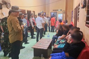 12 Wanita Pemandu Lagu Disekap di Rumah Kosong Surabaya