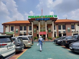 1.857 Pasutri di Lamongan Bercerai, Alasanya Judi hingga Murtad