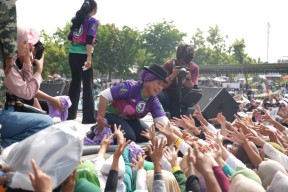 Anies Baswedan Ajak Pilih Pemimpin Bersih dan Tegas di Pilgub Jatim