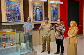 Pengelolaan Sampah di Surabaya Bakal Jadi Percontohan Nasional