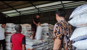 Bulog Ponorogo Pastikan Stok Beras Aman untuk 3 Wilayah Ini hingga Maret 2025