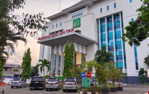 Ibu Ronald Tannur Diperiksa di Kejati Jatim, Terkait Kasus Suap 3 Hakim?