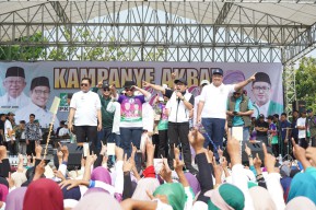 Kampanyekan Luluk - Lukman di Gresik, Cak Imin: yang Tak Bergerak Dipecat!