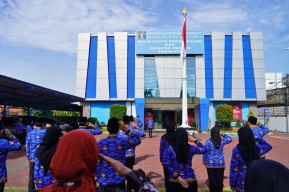 Pesan Presiden dalam Upacara Peringatan HUT ke-53 Korpri di BHP Surabaya