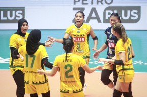 Awali Final Four Livoli, Petrokimia dan Bank Jatim Raih Kemenangan