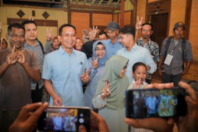 Paslon Bojonegoro Setyo Wahono - Nurul Azizah Sapu Bersih Suara di TPS 3