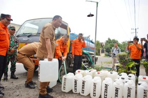 Pemkab Kediri Kirim 60 Ribu Liter Air Bersih ke Desa Sepawon Setiap Hari