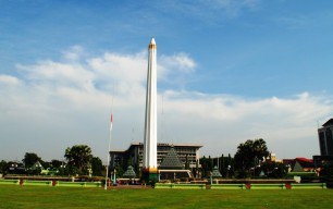 Tak Hanya Surabaya, Negara Ini Punya 9 Kota Pahlawan