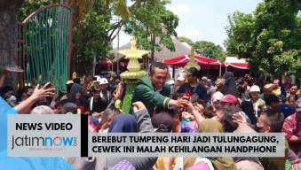 Video: Kehilangan Handphone saat Berebut Tumpeng Hari Jadi Tulungagung