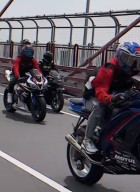 Club Motor Sport Ugal-ugalan Langgar Jalur di Jembatan Suramadu
