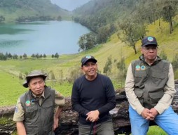 Pendakian Gunung Semeru Resmi Dibuka, Simak Cara Booking dan Tarifnya