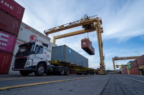 Arus Peti Kemas TPS Tumbuh 9,27% jadi Bukti Ketangguhan Logistik Nasional