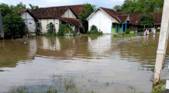 Luapan Sungai Bengawan Solo Genangi Puluhan Rumah Warga Lamongan