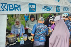 BRI BO Surabaya Tanjung Perak Gelar Tunjungan Loop