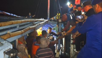 Kapal Lorena Sari Tenggelam di Situbondo, Bawa 73 Penumpang dari Pulau Sapudi