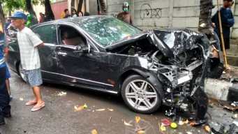 Kecelakaan Beruntun di Surabaya Timur: 1 Tewas, Pelaku Tabrak Lari Diamankan