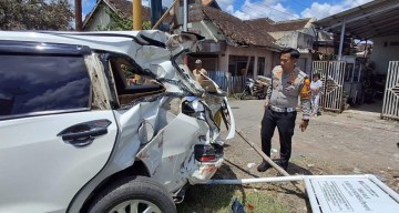 KA Pandalungan Tabrak Mobil di Rambipuji Jember, Ini Kondisi Penumpangnya