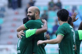 FOTO: Persebaya Kokoh di Puncak Klasemen usai Bantai Persik Kediri