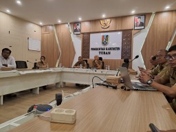 Sekda Tuban Ikuti Rakor Kemendagri, Bahas Inflasi dan Upah Minimum