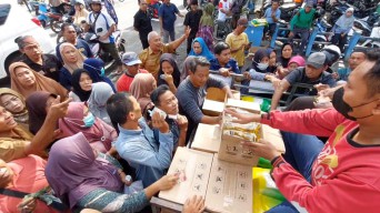 Pemkab Lamongan Gelar Operasi Pasar Murah, Cegah Inflasi saat Nataru