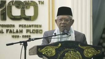 Kilas Balik 100 Tahun Ponpes Al Falah Ploso Kediri, Hasil Banting Setir KH Djazuli Utsman