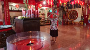 Melihat Sembahyang Akhir Tahun di Kelenteng Tjoe Tik Kiong Tulungagung