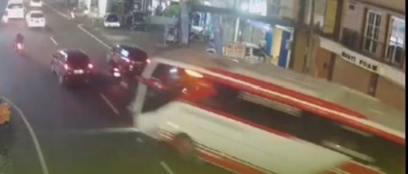 Fakta-fakta Kecelakaan Bus Pariwisata Tabrak 6 Mobil dan 10 Motor di Kota Batu