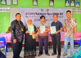 200 Warga Sawotratap Gedangan Sidoarjo Terima Sertifikat PTSL Awal Tahun 2025