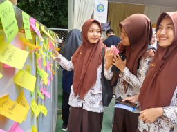 Expo Kampus MAN 1 Lamongan Sukses Tumbuhkan Minat Pelajar Masuk Perguruan Tinggi