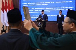 Ambil Sumpah Notaris, Kakanwil Kemenkum Jatim Pesan untuk Jaga Integritas