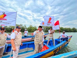 Anggota DPR RI Pastikan Kebutuhan BBM Nelayan di Sidoarjo Terpenuhi