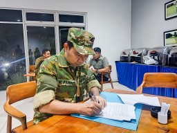 Gus Fawait Gercep Teken SK Ribuan Non-ASN Jember Lulus PPPK 2024